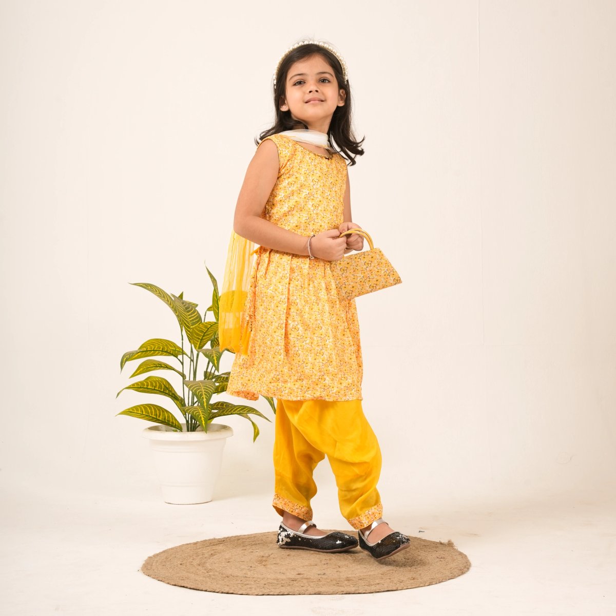 Toddler Casual Shirt and Shorts Set 035 alternate view